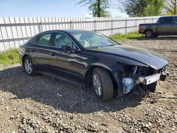 السلام عليكم  #سوناتا ‭0775 311 3683‬
هونداي سوناتا موديل 2023 وارد امريكي 🇺🇸 ضرر بسيط واضح بل منشور السياره 
( بدوون صبغ / بدوون تبديل/ليبل واحد بدون تبديل اي قطعه/ بدوون بارد ) 
( بدوون ايرباك 🤗 جميع الايرباكات سليمه )
الجاملغ مفتوح وراجع نفسه مابي صبغ  بي فقط رصعه بمكان الواقيه .اللايتات نفسهن الاصليات فقط هذا ضرر السياره بجم كله بلادي لغد شاصي بدنه براكيت راديترات تبريد كله بلادي على وضع الشركه تجي وتشوف بعينك 
محرك كير كهربائيات اي عطل ماكو بل سياره 
(( ابيع على الفحص وين بعجبك افحص 👍))
مرقمه اربيل على ايدي رقم هزه فحص كله جديد
سنويه لحد 2030 تريد وكاله او تحويل موجود.
محرك 2500
رادارات جانبيه تحديد النقطه العمياء ⚠️
رادار خلفي ‼️//رادار امامي ❗️
تحديد مسار/ سياقه ذاتيه 
اوتو بريك /توقف ذاتي عند الاقتراب 🚳
هاند بريك كهربائي بصمه ⚡️
اشاره بل مرايه 💡
داخل ابيض🤍
كير دكم 
لايت Led +زينون 4 عدسات بلادي عالي ناصي
بك لايت Led متصل
اوتو هولد /مانع انزلاق
شاشه كبيره تدعم 📲Android Auto/car play
خرائط Gps📌/
كامره خلفيه 📷
4 انظمة قياده  Sport/Normal/Eco
فول تحكمات ستيرن 
كروز مثبت سرعه
شاشة ظبط واعطال بل دشبول
منافذ USP/ 12V 
ويل كب كروم 
حساس اطارات
4 دسك/ Abs
للبيع رايدها 163 وشكراً   ‭0775 311 3683‬ بغداد
