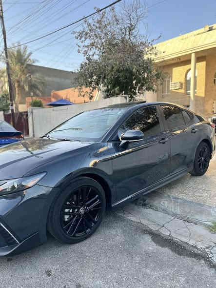 السلام عليكم 
تيوتا كامري 2025 هايبرد وارد امريكي  
ضرر السياره دعاميه اماميه فقط و بيها بارد بالنيد على كد شبرين بدون تبديل اي قطعه حتى الدعاميه بلاديه 
ماشيه 23,000
مواصفات السياره فول افول شي ب SE
رادار 360 
فول تحكم ستيرن 
تدفئة كشنات 
مثبت سرعه 
رادار تفاعلي 
رادار جانبي خلفي 
شفتات 
داخل جلد 
تبريد قطعتين 
كشن كهرباء 
تبريد بيانو منفصل 
كامرة خلفية 
شحن لاسلكي 
تحديد مسار 
بصمة + دخول ذكي
ضيف وياهن شاشة جبيرة 
اندرويد اوتو 
ابل كار باي 
تدفئة بالمري 
تدفئة ستيرن 
جام اوتو 
المراية الداخلية تعتيم 
انارة داخلية والخارجية LED
السعر 248 ورقه وبيها مجال بسيط جداا 
مكان السيارة بغداد الغزالية 
رقمي ***********
