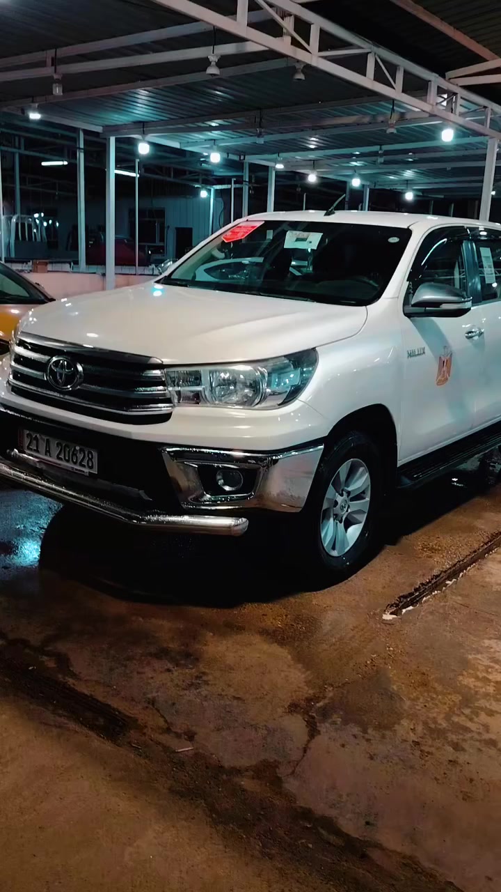 2017 كفاله عامه من كلشي مابيهه لاصبغ ولاتعديل ولابارد كفاله عامه شرط السونار
كتلوكات الشركه كلهن بيهه
ماشيه ١٨٥ ع ايد وحده سيرفس كله شركه تيوتا
فورويل 
السنويه جديده الى2031
الهزه والفحص الى2027
مكفوله من كلشي
 مكينه وكير شركه مامفتوح
تخم تاير جديد نقشه الشركه الدلوب
السياره فول موصفات
شاشه كامره بلادي حساس
كير عادي تحكم ستيرن
درع امامي
هوك خلفي 
فورويل
مانقصهه برغي مكاني بغداد
السعر٢٤٧ وبيهه مجال قليل جدا
***********
***********
