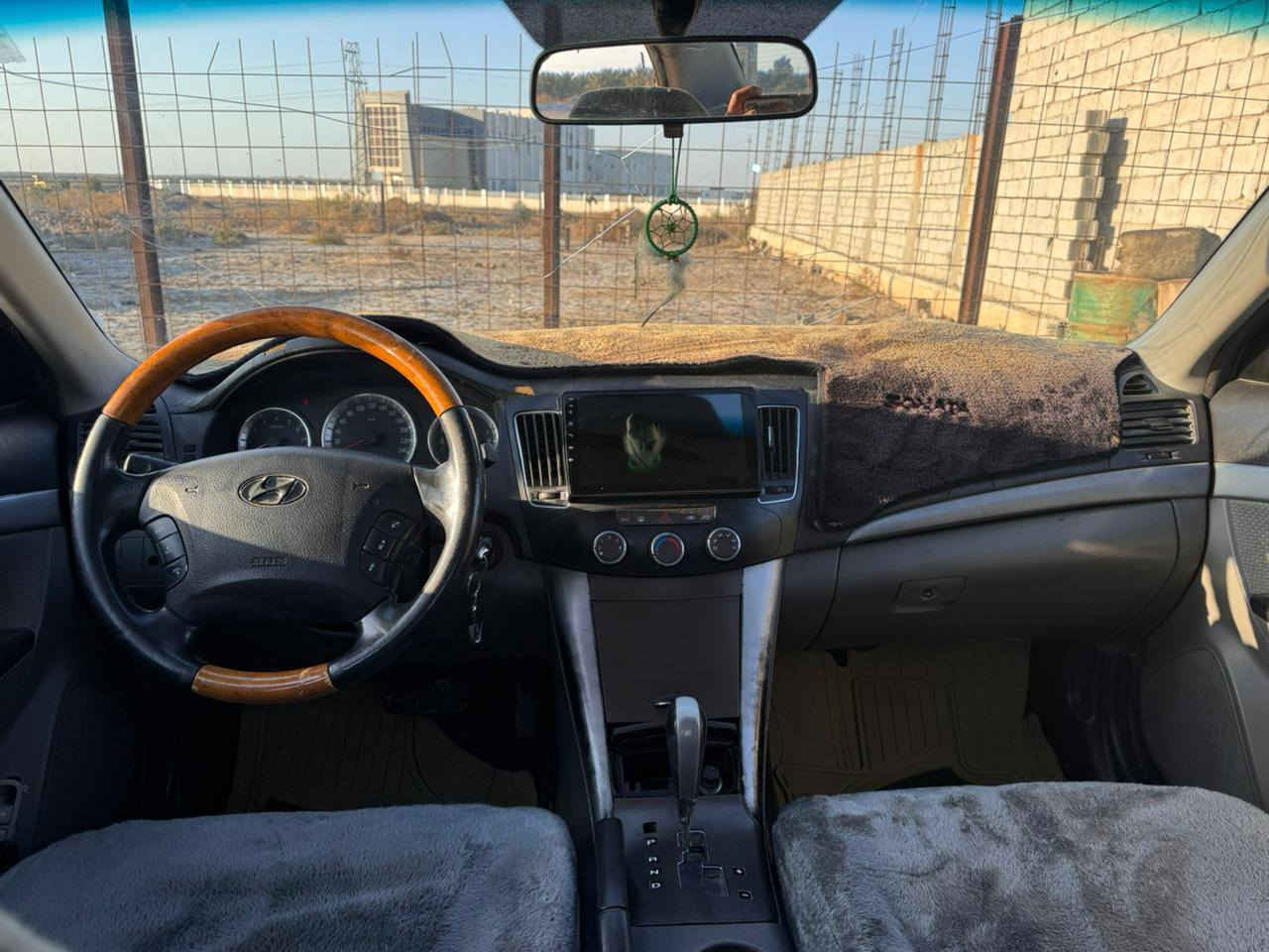 سوناتا موديل 2009 رقم ديالئ نكليزي سنويه جديده  مداور ثاني يوم طخم تاير حداديه خلفيه وماميه ڱڵـه. جديد. مكينه 2400 خليجي. سياره جاهزه م̷ـــِْن كلشي سعر 80وبيه مجال الاستفسار ع رقم ***********
