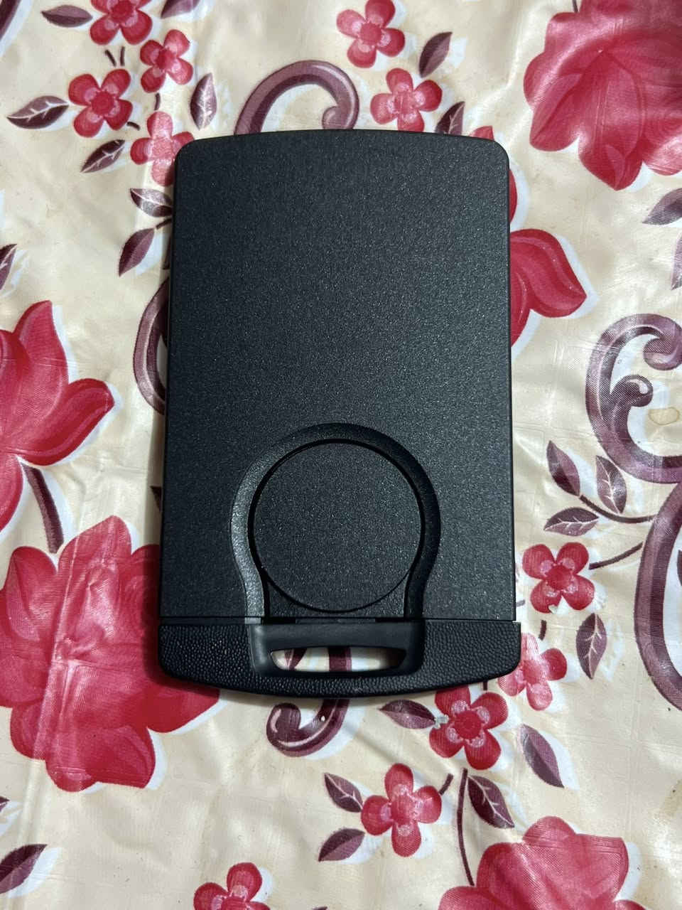 بصمة رينو سافران جديدة اصليه تاخذها بَــسّ تبرمجها
ب95 الف مع التوصيل ***********
