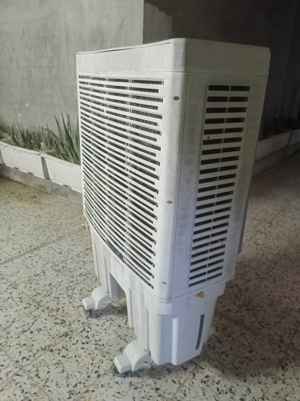 كونفيره حجمه جبير كلش نظيفه تشتغل ثلاث سرع لمس وريمونت وياهه سعره 125 مكاني بغداد


**إذا كنت صاحب هذا الإعلان وتريد حذفه لأي سبب، رجاءا أرسل رسالة إلى الدعم الفني**