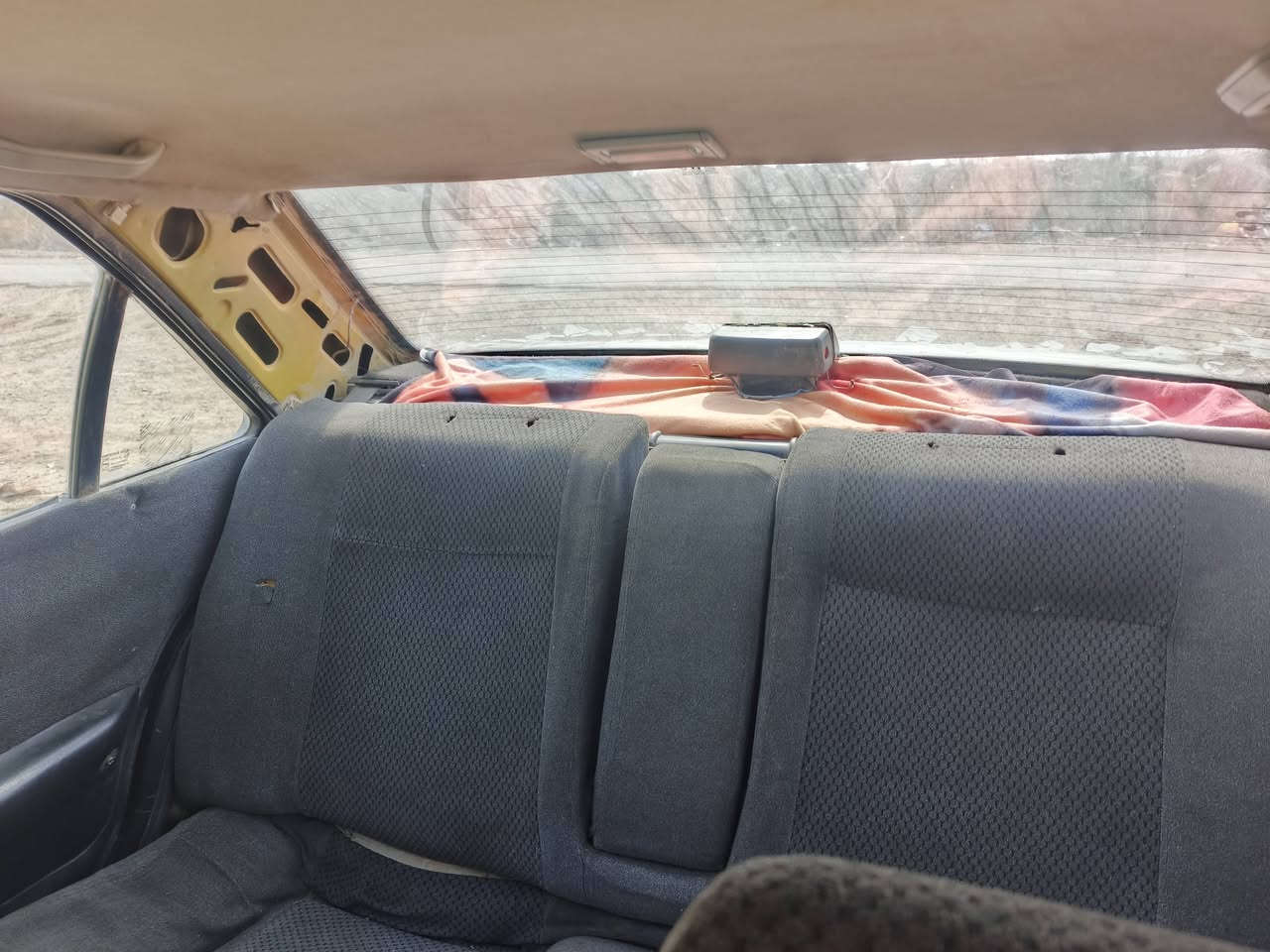 السلام عليكم بيجو باص موديل 13كير مكينه كهربائيات صدر حداديه باتري تايرات تحويل ثاني يوم عليه هيه 600ينزل من سعره مصفره غرامات السياره حلوه كاعده ناعمه بل مشي السعر 25وبيه مجال الشراي العنوان بغداد ناحيت الوحده اتصل ***********
