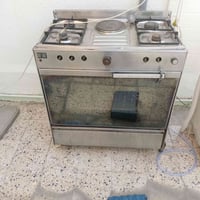 فرن • للبيع