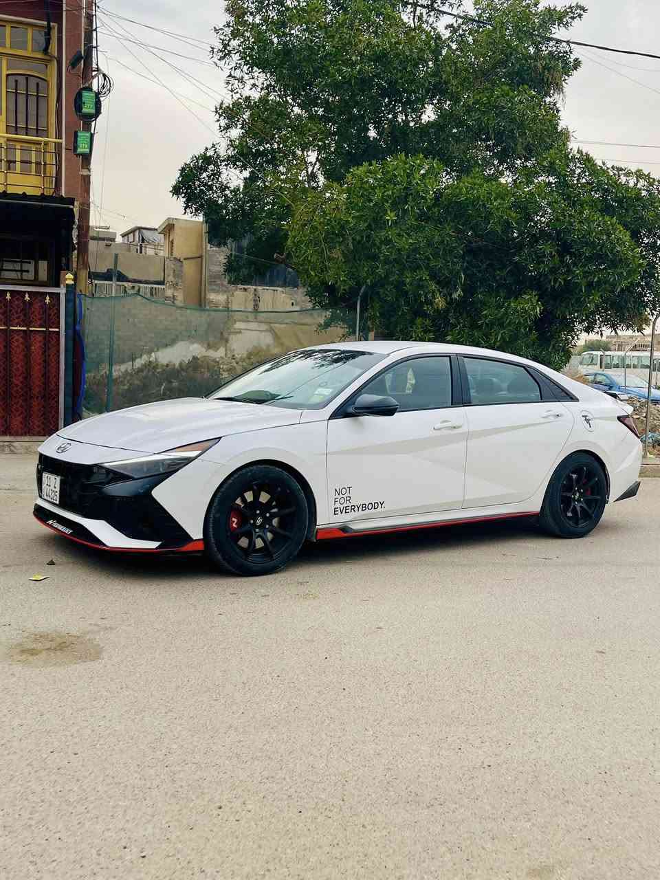 السلام و عليكم النترا 2022
السياره N✈️✈️
ماشيه ٢٣ الف كيلو متر 
السياره بعده جديده 
بل خير على الي ياخذه 
السعر148 
ترهم امروس 
والى خاص مفتوح 
***********
