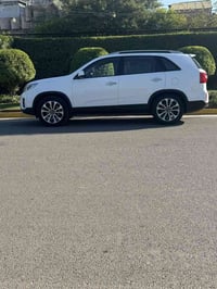 للبيع سورنتو موديل 2014 فول مواصفات مكفوله من الصبغ ماشيه 157000السعر1...