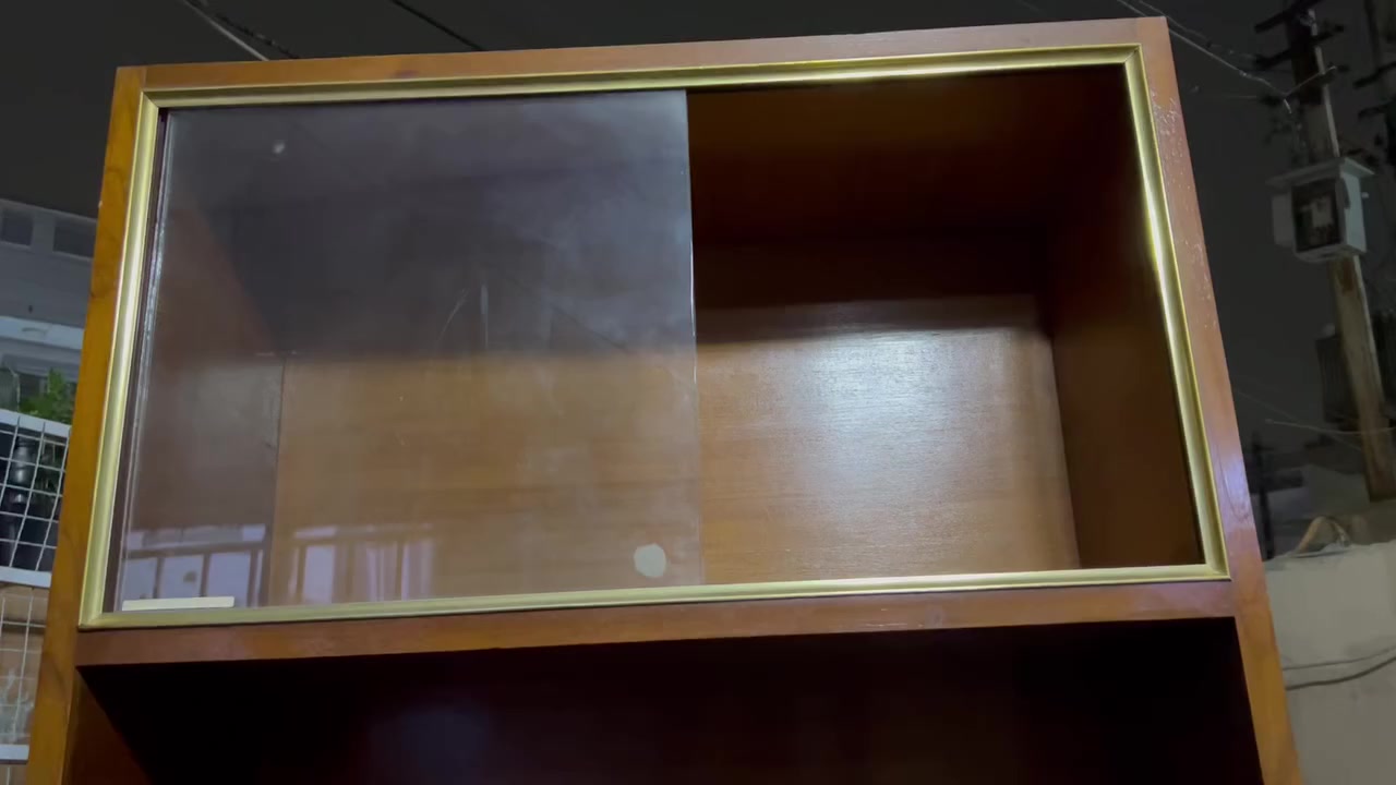 ديلاب أو معرض للبيع عدد  اثنين سعرهن ١٥٠ الف تواصل ***********
