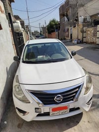 نيسان سني 2017 رقم اربيل سياره بيها جاملغ السايق وشوية من الباب تبريد ...