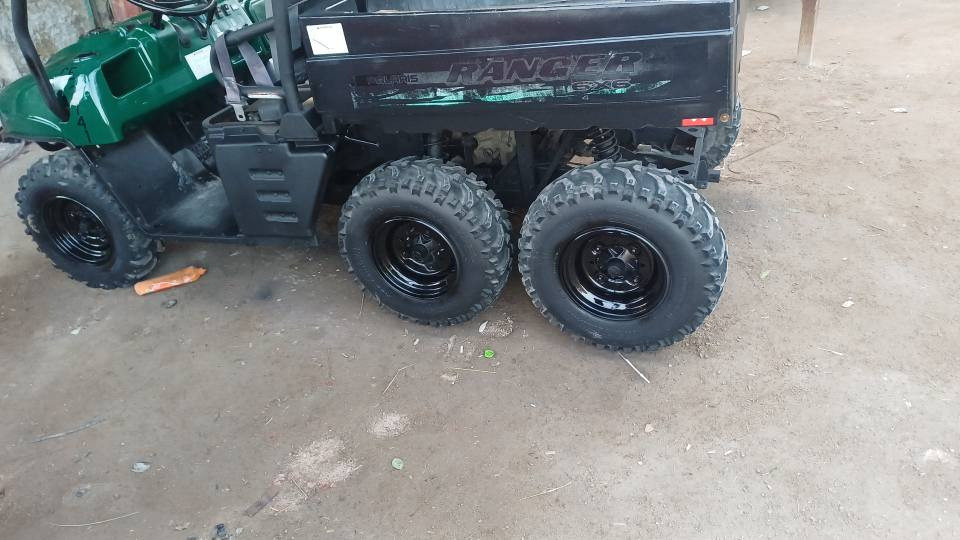 بولرايس ٦ ويل امريكية تستخدم للحقول والمزارع والمواقع الانشائية حالتها نضيفة جدا استعمال قليل مابيها اي نقص .*********** بغداد, العراق
