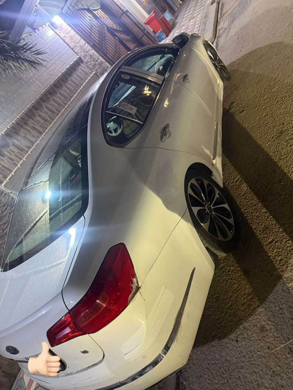 للبيع او لمراوس بأحدث فقط
كادينزا 2011 خليجي رقم اربيل الجديد
فول  1/1 vip محرك 6 سلندر 
بيهه مكانات بارد فقط بدون صبغ بدون ضربه قويه
مكينه كير حداديه كله مكفول
من كلشي ماعايزه  
ب107 وبيهه مجال بسيط جدا 
مكاني بالنجف 
*********** النجف, العراق
