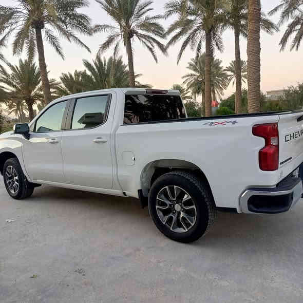 للبيع مستعجل  سلفرادو موديل2023 فئة LT تفاصيلها كالاتي : 
- محرك 2.7  توربو غني عن التعريف شلعةً موطبيعية صاروخ واقتصادي وعملي جداً
- عداد المسافه المقطوعة 19
- بچم الـ LT لايت فول زينون عالي وناصي وليد 
- ويل كب حجم 20 جمالية ورزانة بالمشي 
- تبريد وتدفه قطعتين فول 
- شاشات كبيرة وسطية ودشبول ديجيتال مال تاهو 
- تطعيم صاجات وفورميكا ملكي انيق جدا
- فول تحكمات ستيرن أوامر صوتية كروز سرعة 
- رادار حراري داتا شو يميز مرور بشر او سيارة او حيوان مع اوتو ستوب وخروج عن المسار وقيادة ذاتية مع ابل كار بلي واير ليس ووظائف متعددة
- كشن كهرباء تدفئة بالكشن منافذ تايب سي 
- تبريد شاشة مناخين منفصلة 
- بصمة ابواب وتشغيل وتشغيل عن بعد
- باب البودي تفتح كهرباء 
- غلاف بودي نوعية فاخرة بلادي من الشركة
- فور ويل شلعة صاروخ واقتصادية بالبانزين
- أربعة انضمة قياده Normal- sport - offRoad- Terrain 
- مانع انزلاق
- تحديد مسار 
- بصمة تشغيل عدد ثنين
- قاصة مخفيه
-هواي مواصفات أعجز عن ذكرها
- حادث السيارة شباك ودعاميه ومقدم الشاصي موجودات بل منشور 
- ميكانيك وكهربائيات كفالة عامة مطلقة
- السعر 265
مكان السياره ابي غريب للاستفسار الاتصال ***********
‏‪***********‬‏
