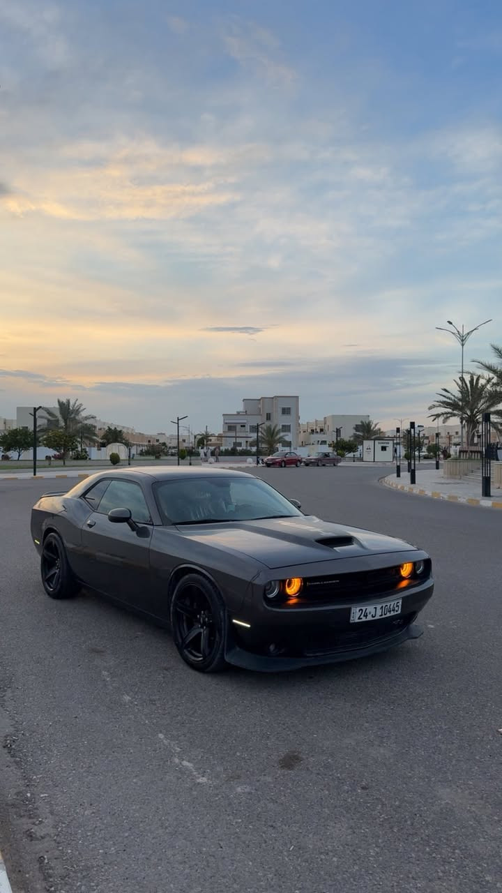 بسم الله الرحيم الرحيم

‏ ◽️2020 RT

_____________________________________

مكان🌆: تكريت               سعر💵: 185

تليفون📲:***********

_____________________________________

◽️محرك V8 5.7L تمانية سلندر 🔥🔥

گير و محرك بشرط مامفتوح

بدون صوت و صرف و خلل كل بشرط فحص

سيارة گير و محرك كهرباي كل بشرط جديد جديد

_____________________________________

◽️بيها ( جاملغ صبغ وجاملغ بارد بجم كبس وجنطع كبس )

_____________________________________

مواصفات

( بصمة -  - گير ماوس - تشغيل عن بعد - كشنات مخمل - كشن كهربا -  - كاميرا - حصاص - ڤؤليوم - تحديد سورعه - لايت ليد - لايت زينون - وبعد )

_____________________________________

◽️اربع تايرات و ويلات جديد ويل هيلكات

🔹سيارة شرط بدون اى نواقص گير و محرك و حدادي و كاهرباى كل بشرط

تحويل غرامة بشرط 

_____________________________________
