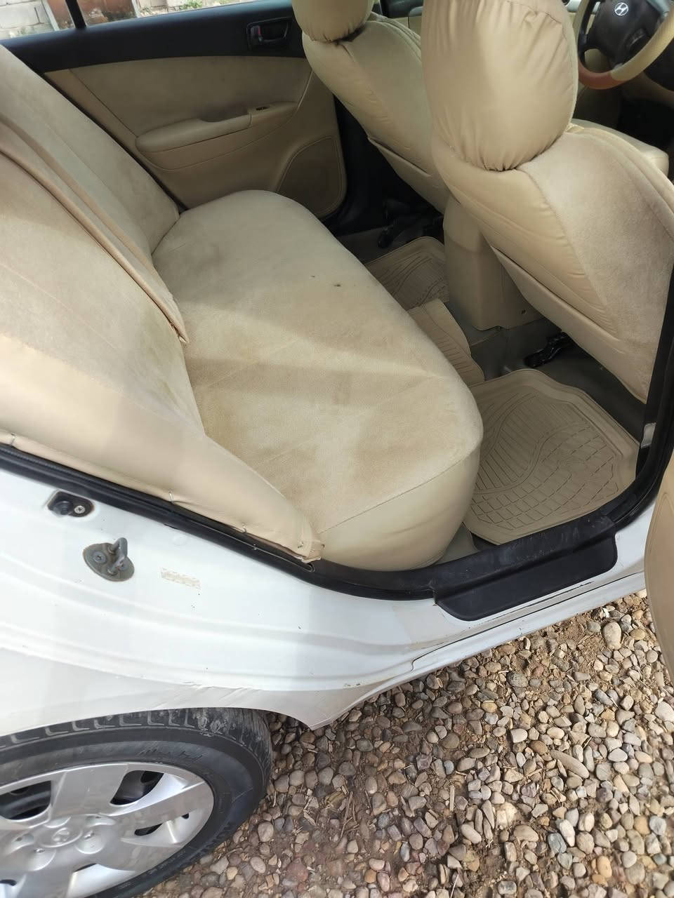 سلام عليكم للبيع سوناتا 2010 وارد امريكي  بيه بنيد رش وشبر بل جامرلغ شرط بدون اي ضربه والسونار داخل المنشور رقم ديالى انكليزي سنويه بسمي مجدده تحويل مباشر  كير مكينه خير من الله مكينه 4سلندر  2400 دوش ✈️  لاتنقيص ولا بخار ماشيه 148الف حقيقي داخل بيجي ارضيه جلد تبريد ثلج صدر امامي وخلفي جديد تخم تاير جديد ويل كب  تبريد ثلج  تحكم مري كهرباء كهربائيات كله شغاله سيارة جاهزه وجديده السعر 129$ وببه مجال للشراي قليل رقم الهاتف
‏‏‪***********
