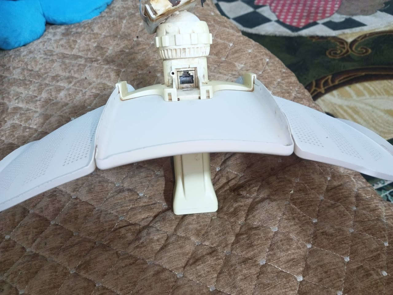 سلام عليكم نانو للبيع نضيف خير من الله سعر 45وبي مجال شراي يتصل ***********
