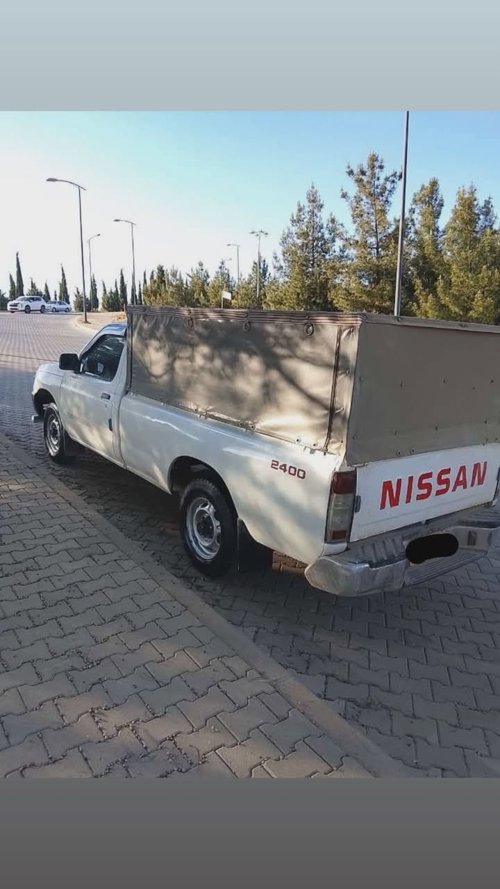 نیسان 2002تە برید باوە ر نییە ئارم هه و لیر بە شە رتی ئە وە لیاتو خرامە گیرو مە کینە و ئە کسل بە شە ر تی فیتە ر یە ک هه زار نوقسانی نییە دو بارچە بۆیاخە بیشو دوای تازە داگیراوە بۆزانیاری زیاتر ***********    ***********
