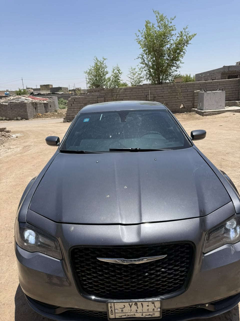 اوباما 2015 اصل لون فيلي وارد كندي مكفولة من الحادث بيها بس صبغ باب وجاملغ وبنيد بدون حادث 
تسجيل جديد كاملة معاملاتها باقي بس استلام لوحات  رقم بصرة السعر 173 بيها مجال 
العنوان البصرة القرنة 
***********
