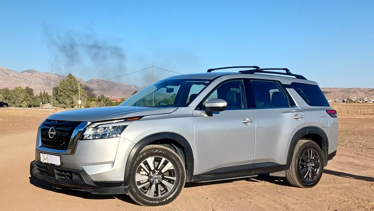 NISSAN PATHFINDER SV 4WD  2023

اللون:  سلفر

الموديل : 2023

نوع المحرك : 6 سلندر (3.5L) 

السعر: 244$ و 3 ورق غرامة نقس من السعر

 20,000 الف مايل ماشيه و قابل للزيادة

مرقومه (دهوك) تحويل ب شرط

المواصفات: SV AWD

رادار امامي
رادار خلفي
رادار جانبيه
حساس خلفي
نظام PRO PILOT
شاشه كبيرة
كيج نصف إلكتروني 
 كاميرة خلفي 
تشغيل عن بعد 
هاند بريك بصمه
اوتو هولد
تبريد مركزي
اوتو ستارت ستوب
7 وضعيات للقيادة (Eco-normal-sport-mud-sand-snow-tow-downhill)
كشنات امامي تدفئة 
كشن السايق كهرباء
3 صفوف مقاعد 
2 مفتاح اصلي

براشوتات تبديل و سيستم كالشرك

الضرر: 2 قطع تبديل (بوند + جاملوغ النفر)
و بيها شويه تعديل بارد.

العنوان :زاخو ‏

رقم شاصي: 
       5N1DR3BC4PC211710

‏‎للاتصال والاستفسار : *********** سميل, دهوك

