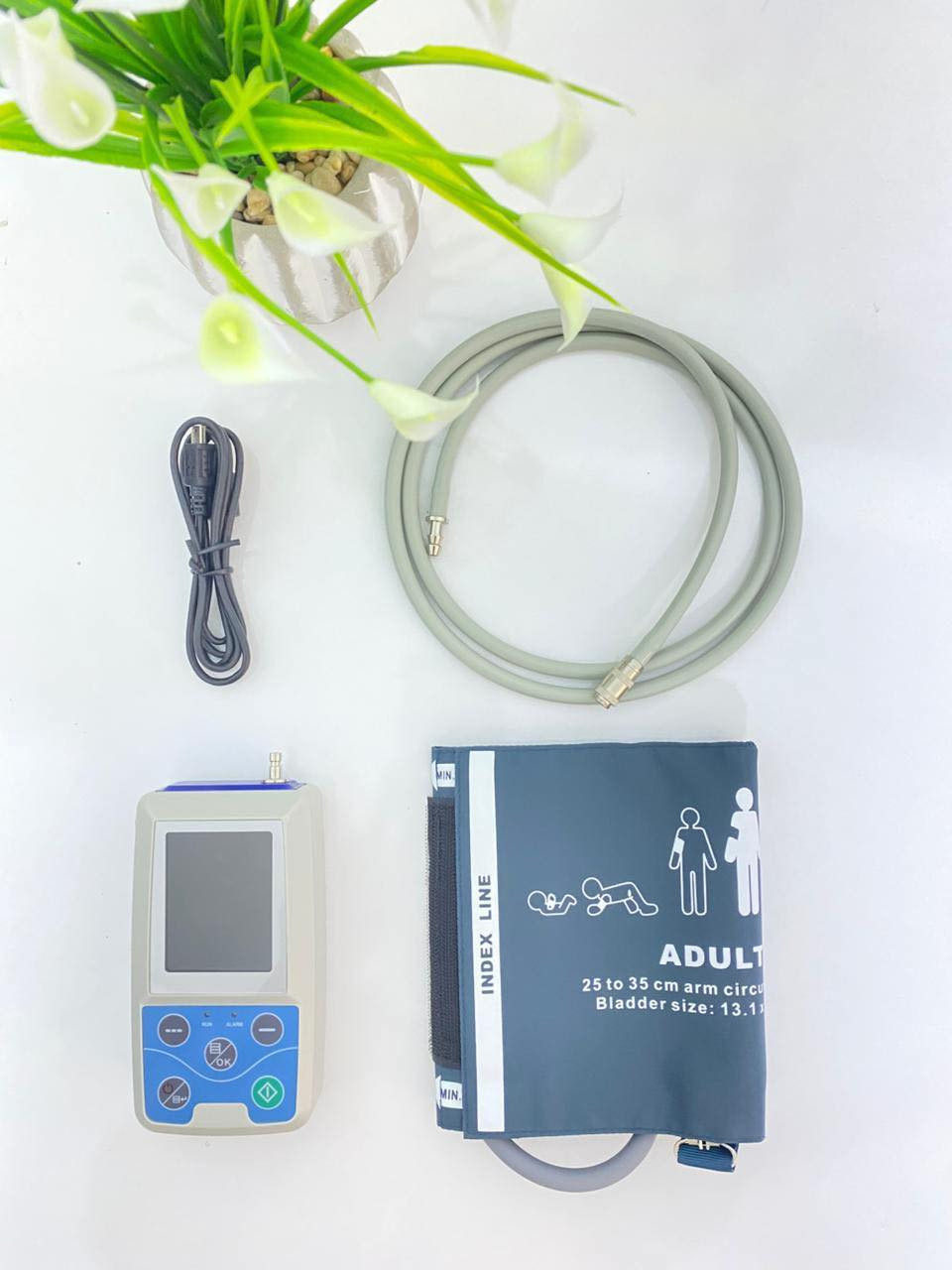 � وصول جهاز الهولتر لقياس ضغط الدم
Holter Blood Pressure Monitor

يعلن مكتب سما الطب عن توفر جهاز هولتر قياس ضغط الدم لمدة 24 ساعة من شركة CONTEC.

🔹 مراقبة مستمرة لضغط الدم خلال النشاط اليومي والنوم
🔹 يساعد الأطباء في تشخيص ارتفاع الضغط الخفي (Masked Hypertension)
🔹 كشف White Coat Hypertension داخل العيادة
🔹 يوفر تقارير وتحليل دقيق لقراءات الضغط خلال 24 ساعة
🔹 إمكانية نقل البيانات إلى الكمبيوتر وتحليل النتائج بسهولة
🔹 يعمل بواسطة بطاريات لضمان تسجيل متواصل لمدة 24 ساعة بدون الحاجة للشحن

✨ خيار مثالي للأطباء والعيادات لمتابعة وتشخيص حالات ضغط الدم بدقة أعلى.

📍 متوفر الآن في مكتب سما الطب
باب المعظم – مقابل دائرة صحة بغداد الرصافة

📞 للاستفسار:
***********
***********
