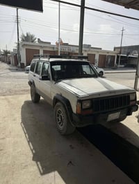 جيب شيروكي موديل 91 رقم نينوه مشروع وطني محرك بلادي سته كير وتماتيك سع...