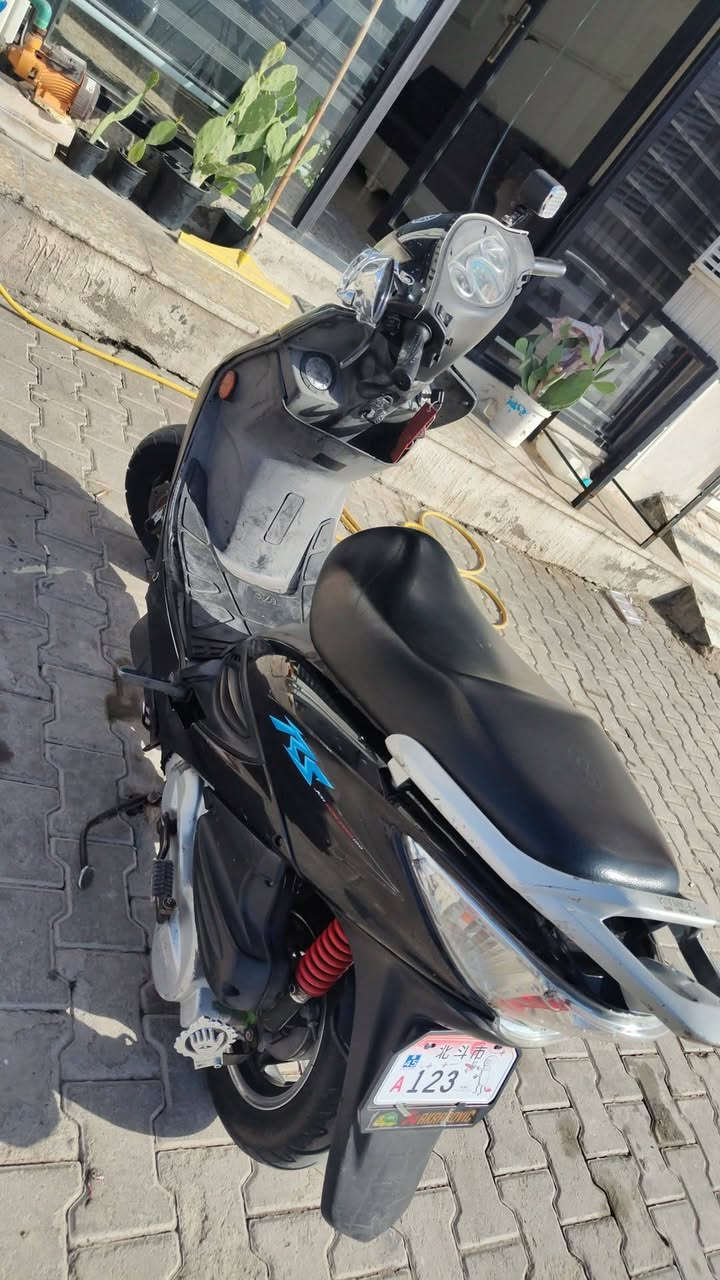 شسلام عليكم كامكو جي فور دراجه جديده ماعايزه برغي  دراجه كله مختمه للبيع او مراوس ابفراشه  سعره 600وبيه مجال  اتصل او واتساب موجود ***********
