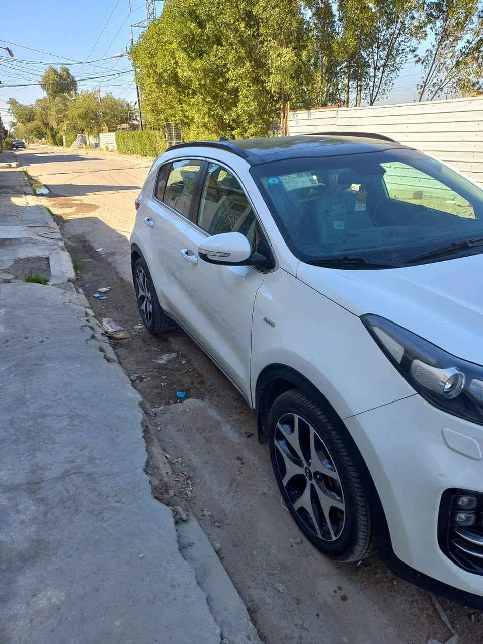 السلام عليكم 🤍🙏🏻
للبيع كيا سبورتج 2018 خليجي جي تي لاين
سياره مكفوله كفاله عامه من الدعاميه للدعاميه كفاله🩶
رقم بغداد الانكليزي الجديد فحص وهزه وسنويه جديدة 🙏🏻
بلاديه على وضع الشركه 🤍
ماشيه:109KM الف فقط🚘
مواصفات الجي تي لاين الفول 1/1 👋🏻
بنوراما +كشنات جلد لونين جوزي واسود+ تربيد قطعتين 
بصمة ابواب  عدد 2وتشغيل + جنطة كهرباء+ كشنات الأماميه كهرباء وضعيات مختلفة + تحكمات موقود جهتين + شفتات بالمقود+ شاحن وايرايس+ حساسات لايت + حساسات ماسحات+ مرأة تعميم اوتو + بلاجكتور زنون مربعات+ كشاف نهاري زنون
 مري شفط + حساسات امامي خلفي بالدعاميات+ شاشة كبيرة دمام سماعات خلفي وسستم صوت 
حجم المحرك 2400+ هند بريك بصمة
 يدات نيكل+ ستيرن حرف D رياضي
 كاميرا دواره
نظام مانع انزلاق+  نظام نزول منحدرات
السيارة فور ويل ((السعر 190 بيها مجال بسيط ...للأستفسار *********** العنوان بغداد الكرخ
