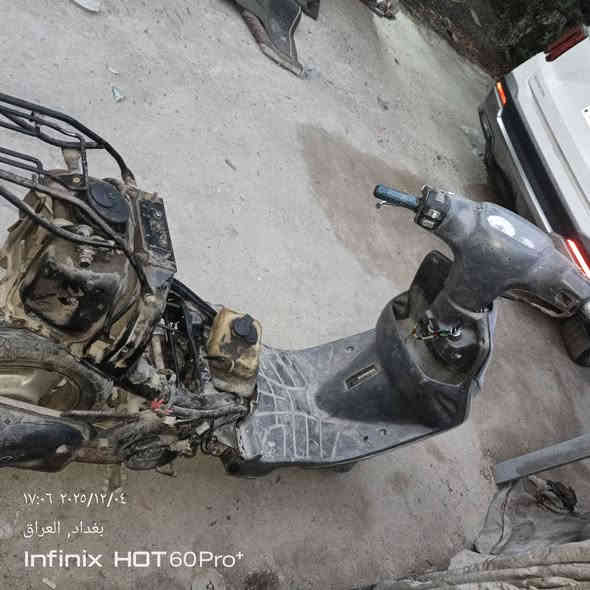 سلام عليكم
دراجه بيجي 9 زروف
تجفيت جديد
كهربائيات شغاله
بيه نقوصات
كفرات كامله
العطل كابريتر
للتواصل. ***********
