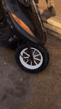 خواتي دراجه ماكس عدله نقص بنزات خلفي ولدراجه مفتوحة وخير من الله الدرا...