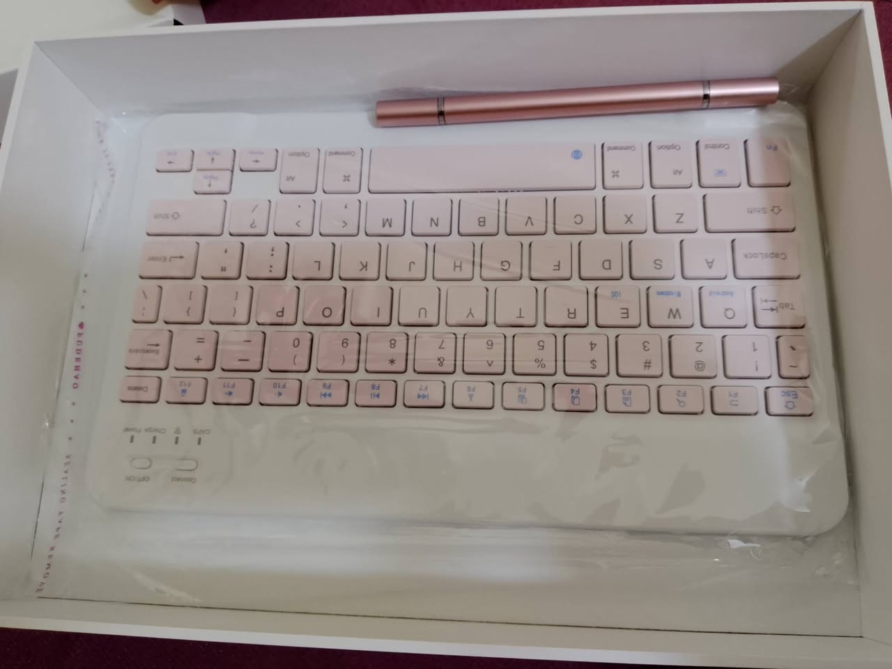 السلام عليكم أيباد جديد غير مستعمل ذاكرة 128 مثل ما موضح الصور السعر 90 الف توصيل  جميع محافظات العراق 
***********
