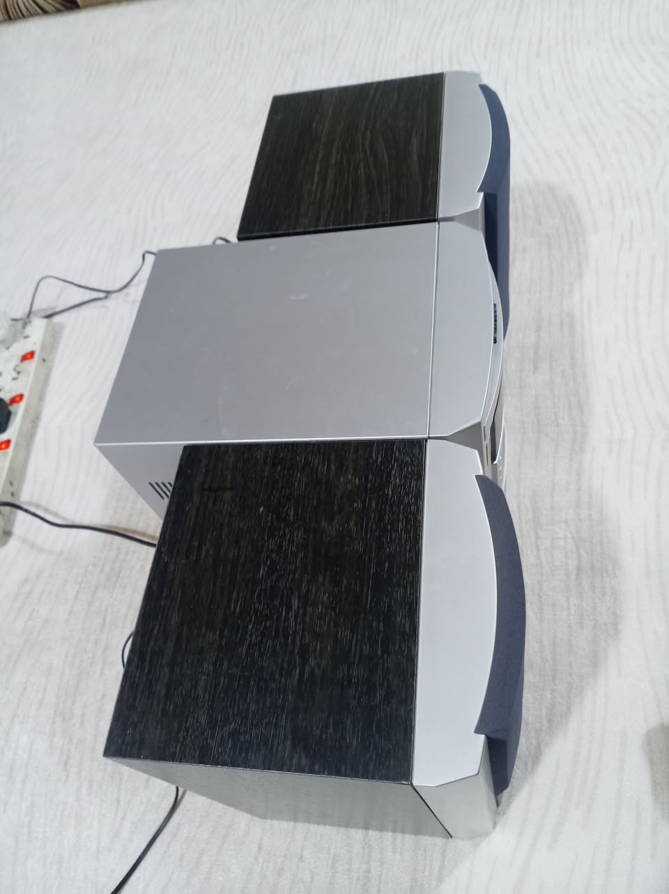 راديو ومسجل وسيدي وأواكس من شركة أيوا
الجهاز نظيف جداً جداً وعلى بلاده بدون أي نقص أو خلل نهائياً
الراديو ثلاث موجات
FM... MW... LW

المسجل شغال مع التقديم والترجيع ويقلب الشريط على الوجهين
تضخيم وتنغيم الصوت

السعر 65 الف
يوجد توصيل


**إذا كنت صاحب هذا الإعلان وتريد حذفه لأي سبب، رجاءا أرسل رسالة إلى الدعم الفني**