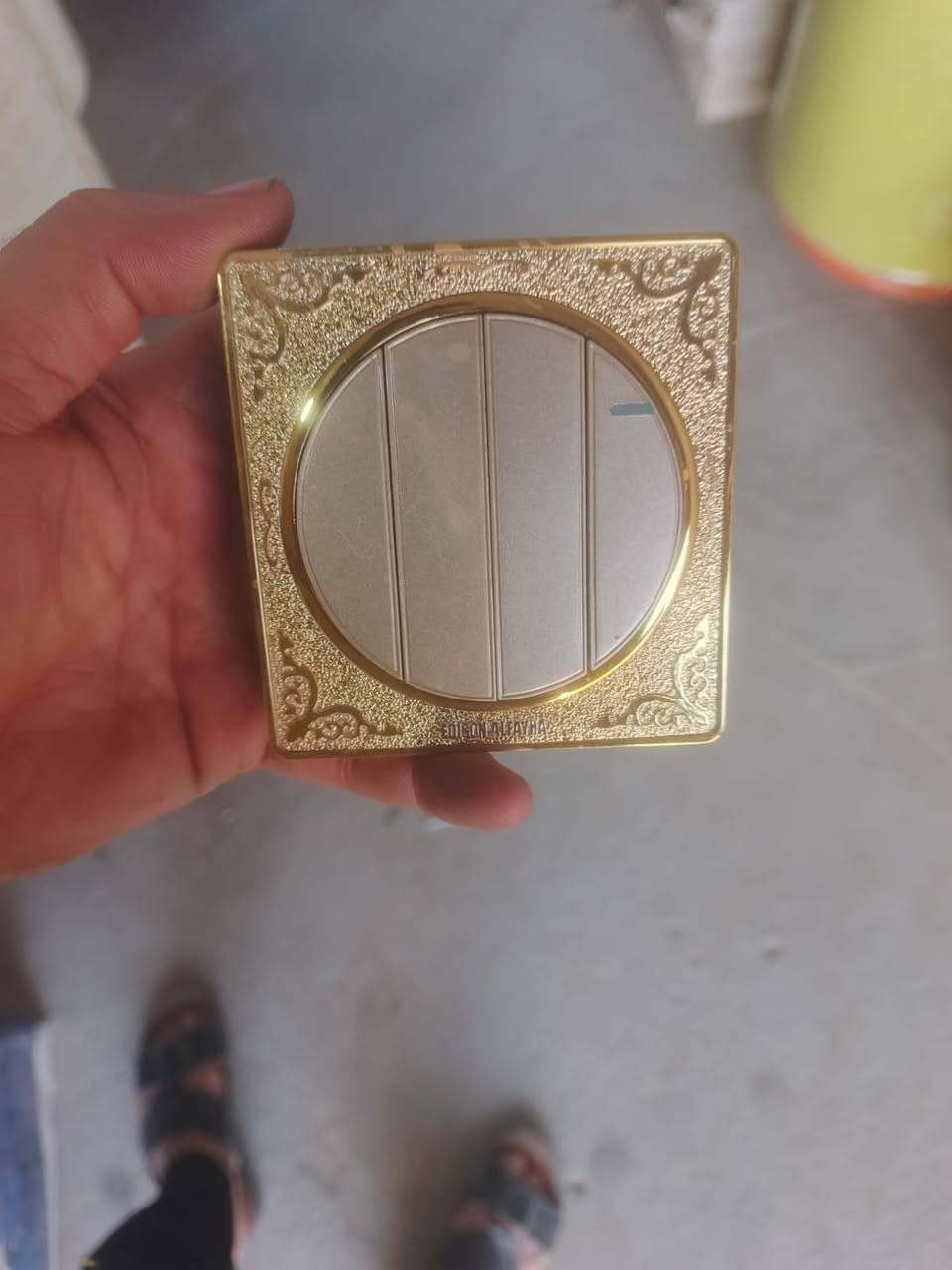 السلام عليكم شباب من رخصة الادمن المحترم
دكم كهرباء عله /٥٠٠دينار مشكل
راس دوش عله/٢٥٠ دينار 
رولة صبغ الحجم الكبير   عله ٢٥٠ دينار 
شطافة عله ٢٥٠ دينار 
دكشن الكبير عله ٢٥٠ دينار 
منفذ ستلايت عله ٢٥٠ دينار


**إذا كنت صاحب هذا الإعلان وتريد حذفه لأي سبب، رجاءا أرسل رسالة إلى الدعم الفني**