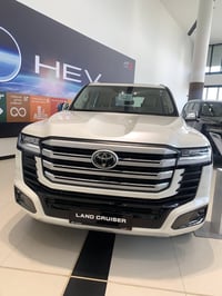 لاندكروزر vx هايبرد تون تيربو زيرو ضمان ٣ سنوات وصيانة مجانية ٤ سنوات ...