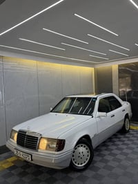 مارسيدس ١٩٨٩ • بدون صبغ • اوتوماتيك