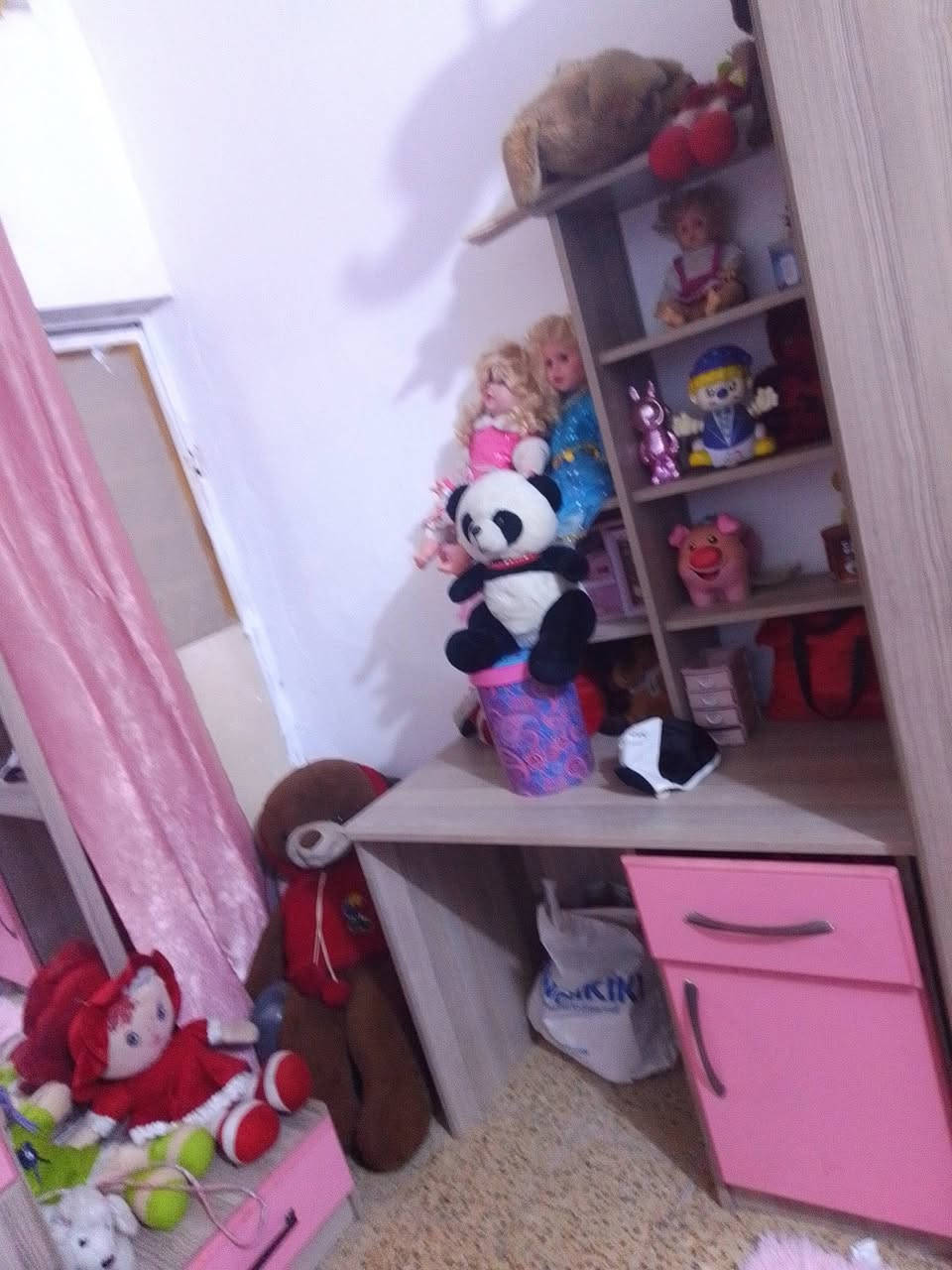 غرفه تركيه للبيع من جشعمي 
جربايه تركيه باب اول للبيع


**إذا كنت صاحب هذا الإعلان وتريد حذفه لأي سبب، رجاءا أرسل رسالة إلى الدعم الفني**