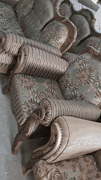 تخم ملكي زان باله تركي نظيف جدا جدا اخو الجديد 10 نفر كلش امرتب اسفنج مضغوط كل ضرر مابيه وخشب قوي كلش   بابل الحله الحمزة الغربي   ويوجود توصيل♥️️
***********
