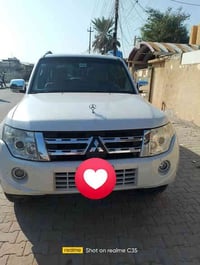 باجيرو 2013حبتور  محرك 3500  فول موصفات بيه شبر بارد باب السائق الباقي...