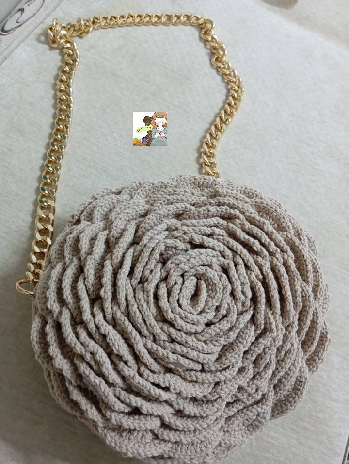 يتعافى المرء بكونه مؤمن ، مقاوم 
‏و مدرك ان ليس للإنسان إلا ما سعى.🤎

نغيب عنكم ونرجع بشغلات وابداعات حلوه🥰

احله من تكون اله اول جنطة الترند❤️‍🔥ملبوس العافيه قلبي 💕
صنع بكل حب 💟
قابله للتتفيذ حسب طلبكم واللون الي يعجبكم💫

للطلب مراسلة البيج 💬
متوفر توصيل داخل الانبار وباقي المحافظات 🚗

الانبار - القائم ✨


**إذا كنت صاحب هذا الإعلان وتريد حذفه لأي سبب، رجاءا أرسل رسالة إلى الدعم الفني**