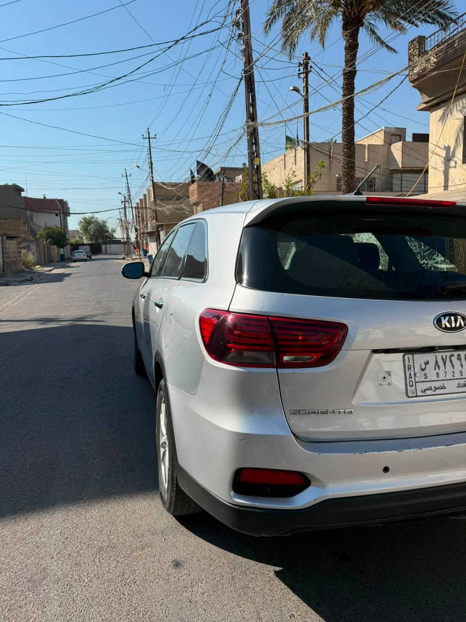 سورنتو ٢٠٢٠
لون السياره :سلفر 

مكينه ٦سلندر GDI

مواصفات السياره :نص فول 

١-شاشه كبيره 

٢-ثلاثه انظمه قياده 

٣-ابل كار بلاي 

٤-قطعتين تبريد ❄️

الباقي معروف بالنص فول 

ضرر السياره: في امريكا مبدل فقط بنيد و بالعراق مبدل قبق جنطه و يوجد بارد بسيط في مناطق محدده 

السونار مصحوب بالمنشور 

مكان السياره بغداد 

السعر ١٨٠ ورقه 

مجال بسيط جدا جدا جدا حق الجيه 

للاستفسار الاتصال :***********
