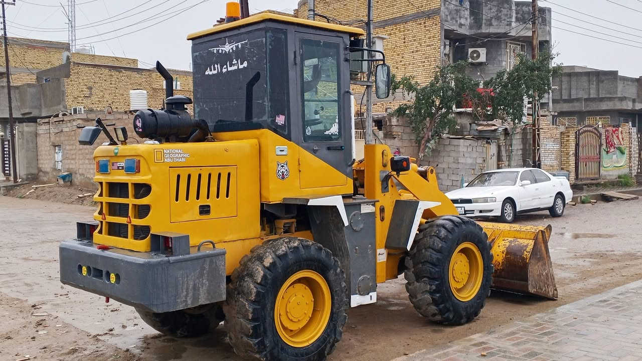 للبيع شفل زت ايل حجم 920 رقم ذي قار سنويه جديدة لغايه 2029 مكينه كير اكسلات حداديه تكله جاهزه سعره 85ورقة وبيه مجال مكان ناصريه الرفاعي مكلف بلنشر ***********
