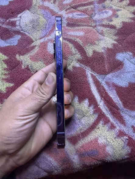 13 برو ماكس لون بحري
ذاكره 256 بطاريه84
مكفول ع فحص والضمان

السعر 750 الف
مكاني بغداد- مدنية الصدر 
***********
