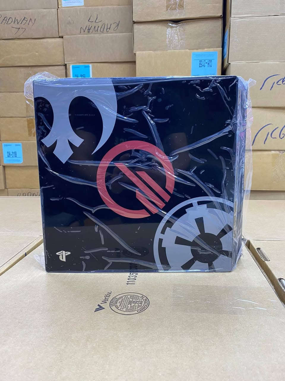 عرض جديد وخاص من  Play BoX 💥
 
#اجهزه_جديده_قابله_للتهكير  PlayStation4

PlayStation 4 Slim 1TB🌪️

PlayStation pro limited Star Wars🃏 1TB

موزع اجهزه والعاب الفيديو ،،،🇮🇶 

متجر Play Box 
الموصل دواسة عمارة القدس الطابق الارضي
يوجد توصيل داخل الموصل وجميع المحافظات،🚙

واتساب ***********💬📢
