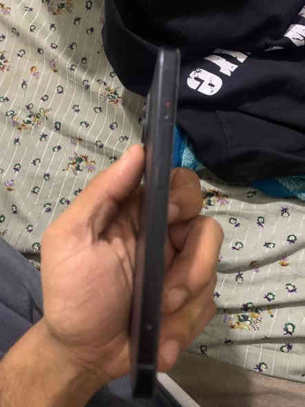 آيفون 15 للبيع الذاكرة 128 والبطارية 91‎%‎  السعر 700الف دينار وبي مجال شوية والمكان كرادة خارج الي يرد يتواصل ع الواتساب 

0771 654 8730
