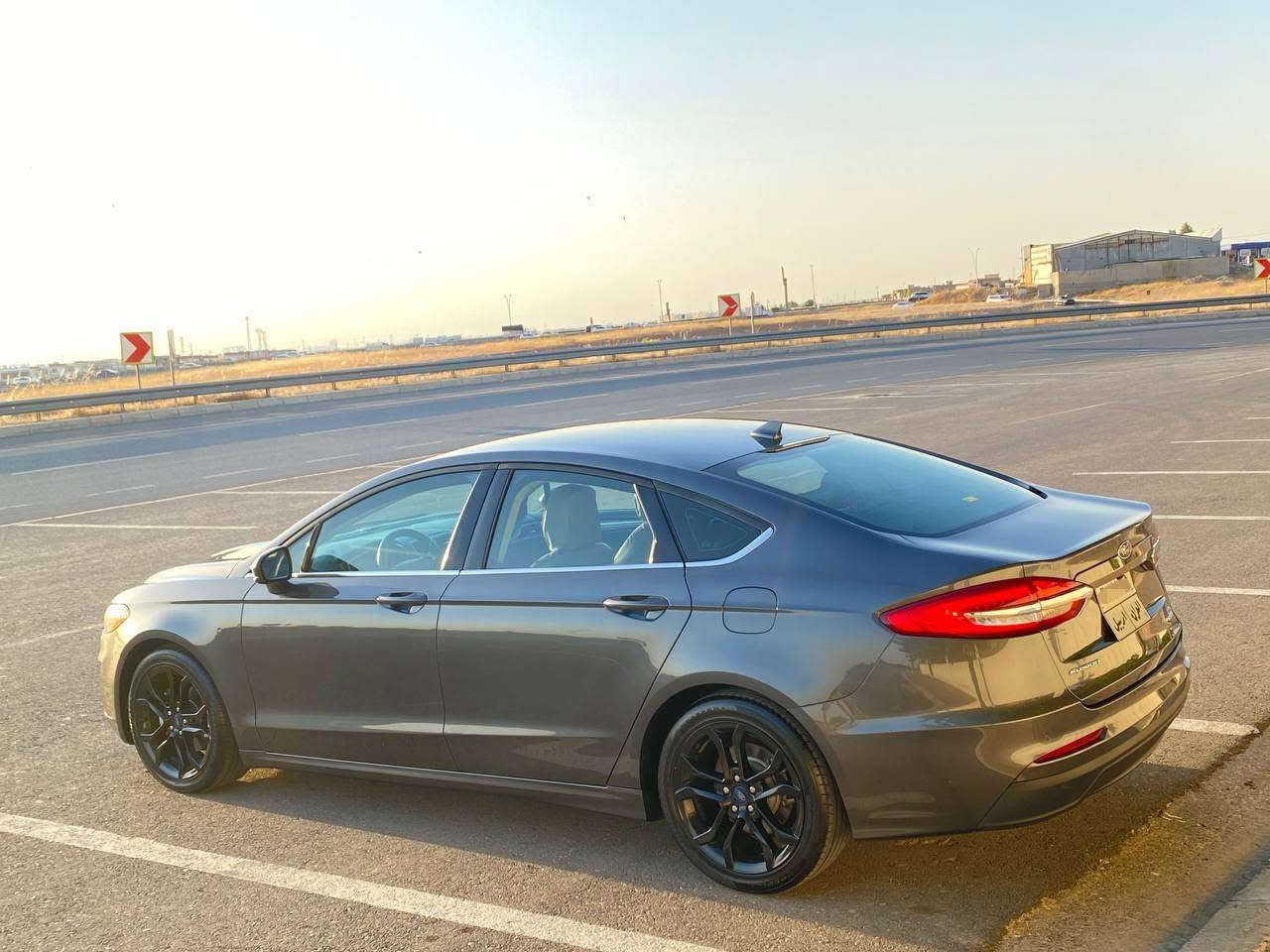 Ford Fusion 2019 Se
للبيع فورد فيوجن موديل 2019
ماشية 100 الف حقيقي
سيارة على ايد واحد 
سيرفس كامل مكمل جديد من شريكة القاصد
محرك و گير و حدادية بعدها ب حالة شريكة
مواصفات سيارة معروفة
بصمة و كود الباب
كشنات كهربائي 
گير ماوص و شفطات ستيرن گير عادي+اوتو
تبريد مركزي+ شاشة جبير كار بلاي+كاميرا خلفي 360 درجة
تحكمات ستيرن 
رادار امامي و جانبي و تحديد مسار+ وقوف ذاتي عند اقتراب من امامي....
ضرر سيارة جدا بسيط فقط ربع جاملغ خلفي صبغ بدون دواخل نهائي و بدون ايرباك و سيارة بدون شخوط و تعديل او رصعات شرط حتى دعاميات بدون صبغ
سنوية بأسمي جديد ما منتهي هزة هم جديد
مكاني اربيل
رقم او واتس اب: *********** أربيل, العراق
