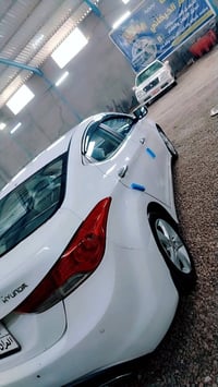 انترا موديل 14 بيها اربع قطع صبغ بدون دواخل اربعه ودار جنطه من فوك بدو...