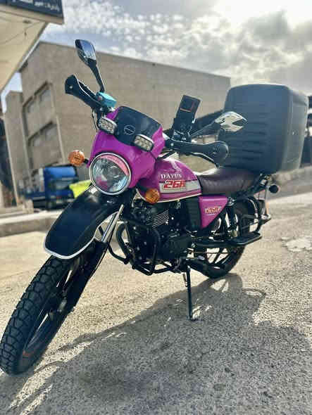 دايوان للبيع موديل ٢٣ شرط النضافه أي خلل مابيها شرط محرك برغي ما مطخوط وشوفت عينك بعد الصور تجي عنواني تكريت شارع الباشا رقم موبايل *********** سعر مليونين ٥٠٠ الي مو شراي لا يتعبني اكرر السعر مليونين ٥٠٠
