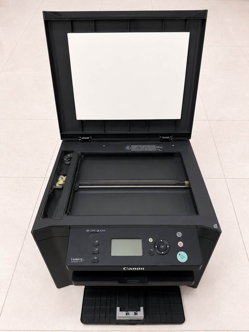 طابعة كانون ( Canon i-SENSYS MF4410 )
* طابعة ليزر أبيض وأسود بيها (طباعة و نسخ و سكانر)
* تطبع 23 صفحة بالدقيقة
* جودة طباعة عالية وواضحة
* سكانر بدقة ممتازة للمستندات
* درج يكفي 250 ورقة
* ما تصرف حبر هواي

مستعملة و نضيفة سعرها 170 الف 
مكاني حلة حي نادر الثانية


**إذا كنت صاحب هذا الإعلان وتريد حذفه لأي سبب، رجاءا أرسل رسالة إلى الدعم الفني**