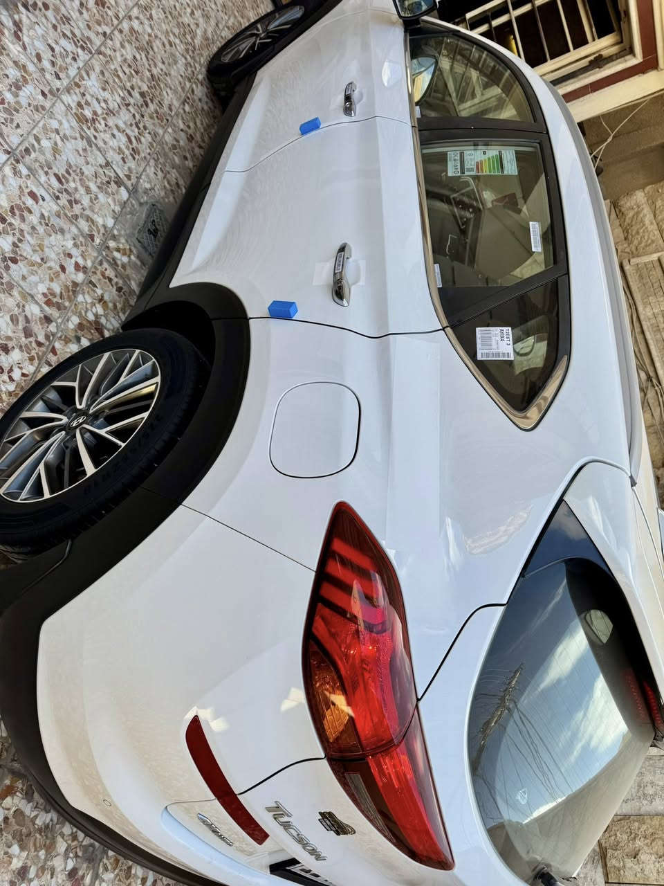 السلام عليكم توسان 2020 خليجي للبيع فول عدا البانوراما مكفولة من الضربة والصبغ بيها شوية بارد بل باب موصفات كشنات كهرباء بصمة شاشة كبيرة تحكمات ستيرين كامرة خلفية حساسات خمس عدسات وضعيات قيادة وباقي المواصفات المعروفة المكان بغداد السيدية السعر 197 وبيها مجال حك الجية رقمي ***********
