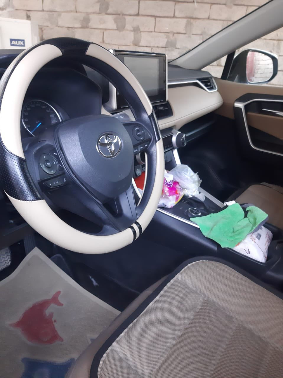 السلام عليكم راف فور للبيع موديل 2023 عبد الطيف جميل 
ممشى 16 الف السعر 42 مليون وبيها مجال للطيبين كفاله عامه مكان صلاح الدين تكريت
***********‭
