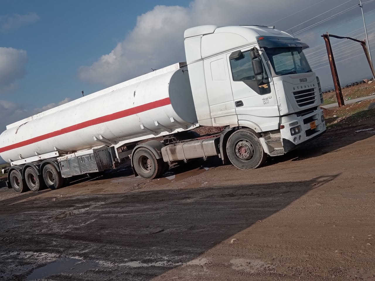 للبيع افيكو موديل 2004 توماتيك رتايدر ثلاجه حجم كورس 13 480 سياره جاهز بشغل تانكي مسلاوي دبل تايه بلادي 47 طن رقم اربيل سنويه منتهي تحويل مباشر سعر 160 ***********
