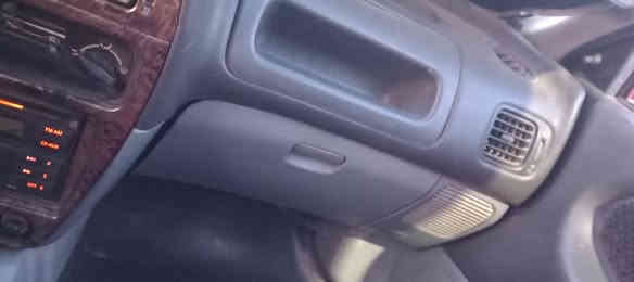 السلام عليكم 
بروتون ٢٠٠٢ حرة تحويل ثاني يوم او تريد وكالة 
بلادية بدون صبغ كلشي بيها بلادي نظيفة صدر كله مبدل قبل يومين مال شركة بروتون 
رقم بغداد كير اوتوماتيك
السعر المطلوب ٥٣ وبيها مجال
***********
