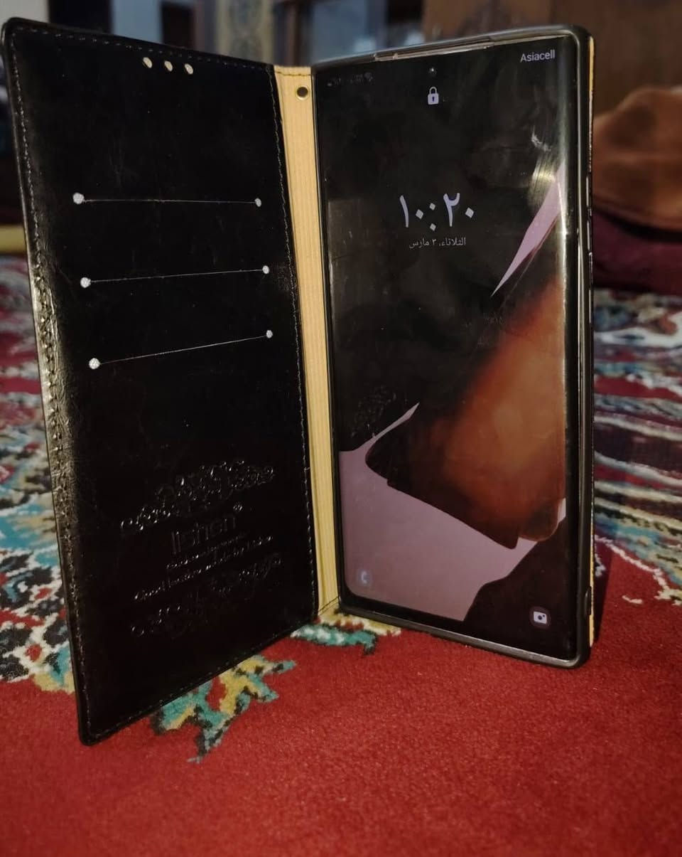 إسلام عليكم شباب عندي جهاز نوت 20الترا ذاكره 256عشوائيه 8جهاز كلش نضيف بس ضهره انفطر وكع مني  بدون ملحقات 90افريم ببجي السعر 250بي مجال حك الجيه التواصل فيس أو عن طريق الرقم ***********
